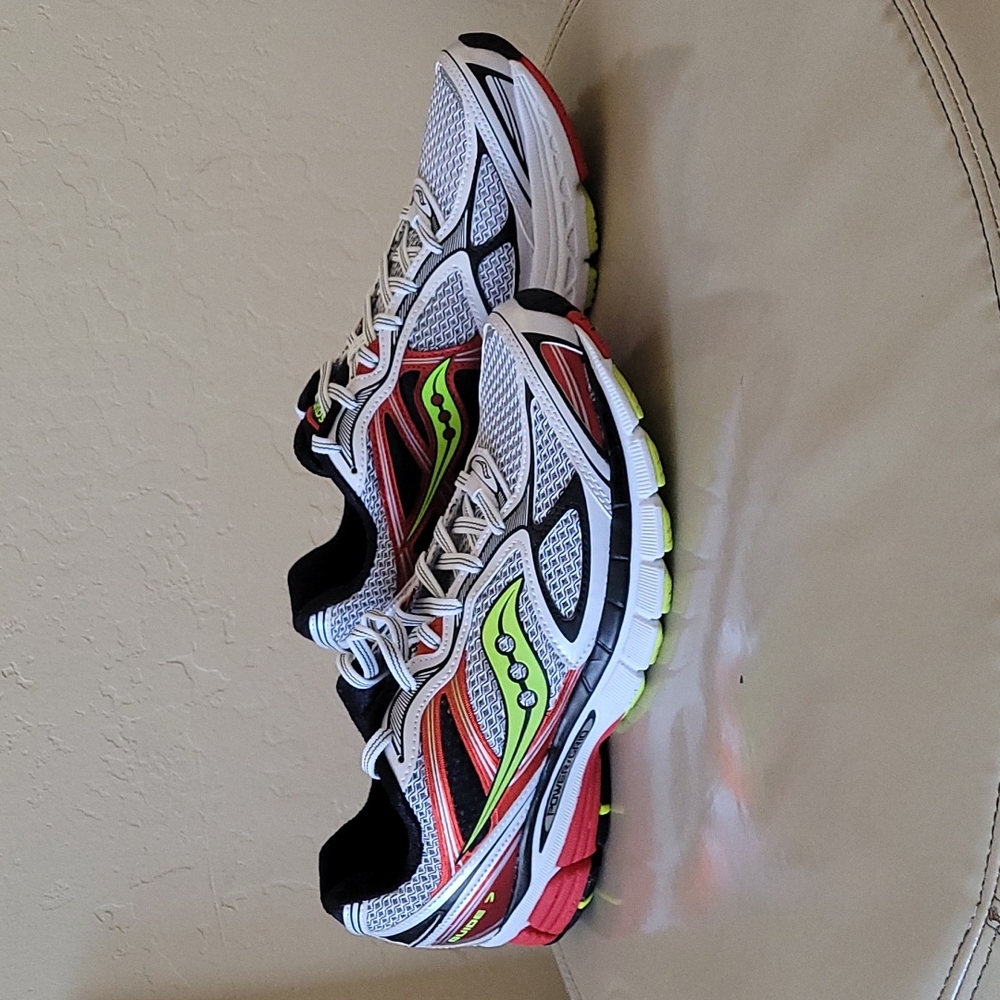 Saucony Guide 7 Running Shoes